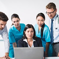 Gestion de la communication lors d'événements particuliers dans les institutions